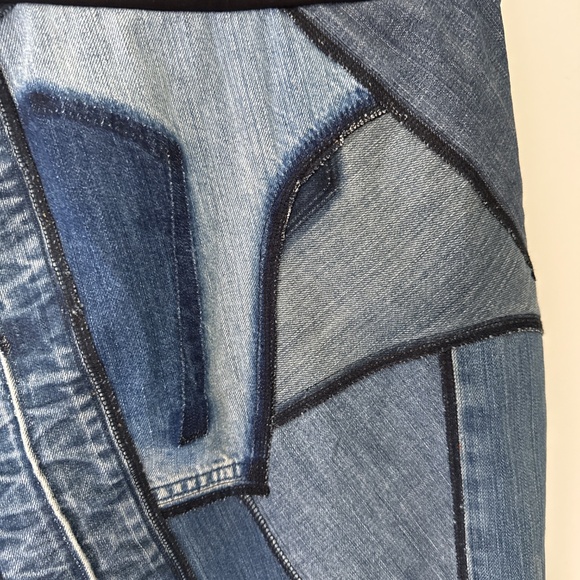 Mini skirt - Picture 2 of 3